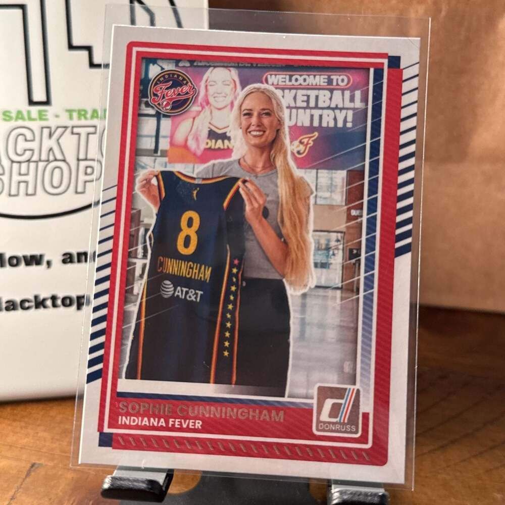 2025 Donruss WNBA Sophie Cunningham